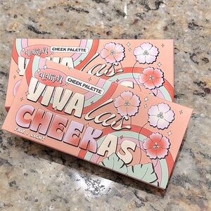 Alamar Cosmetics Viva Las Cheekas Cheek Palette in Fair / Light